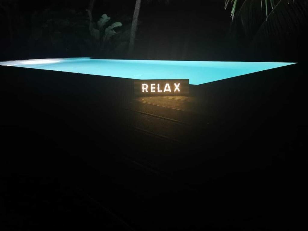 Confortable T1 Le Gosier, Wi-Fi, Piscine Dans Gite Le Gosier (Grande-Terre) Exterior foto